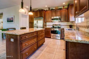  A well-organized kitchen.